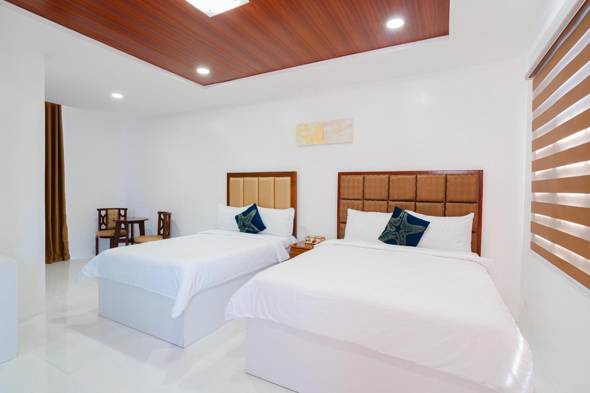 Q Beach Resort Cabangan Exterior foto